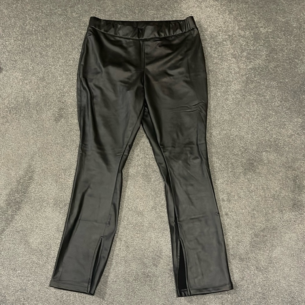 A new day faux leather flare leggings pants in black XL